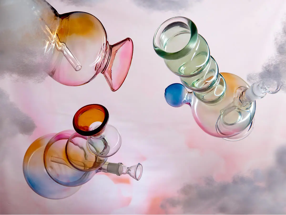 Floating Bongs Pink Clouds Acrylic Water Bong with Mask